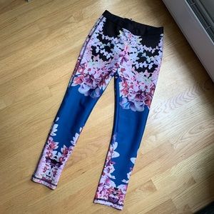 Cynthia Rowley neoprene floral dress pants